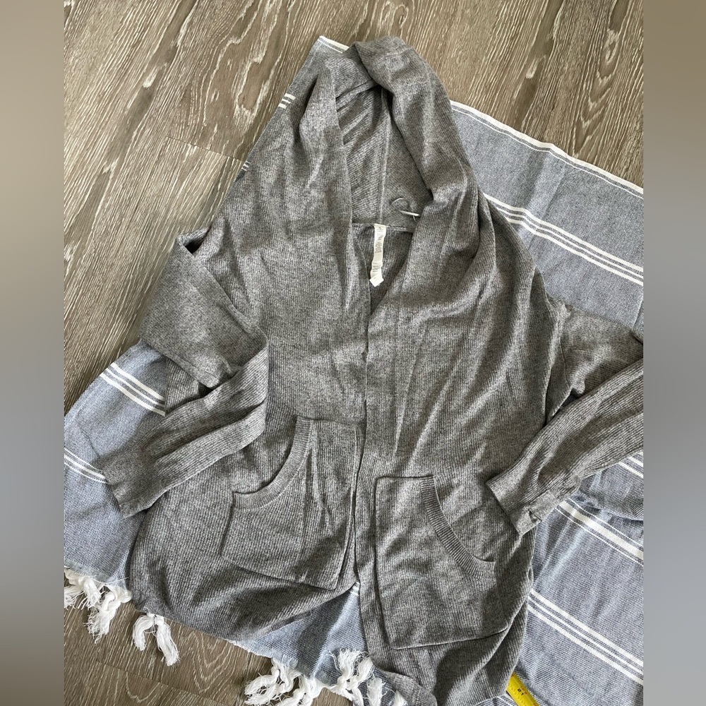Lululemon Women's grey Sweater Cardigan hooded hood hoodie 10